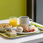 Hotel Ibis Budget Salzburg Airport - Self-check-in