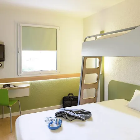 Ibis Budget Salzburg Airport - Self-check-in ホテル