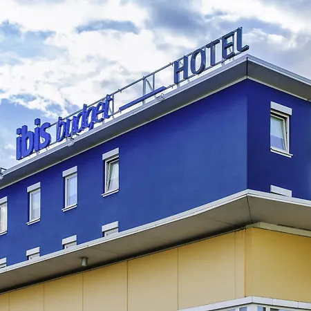 Ibis Budget Salzburg Airport - Self-check-in Hotel