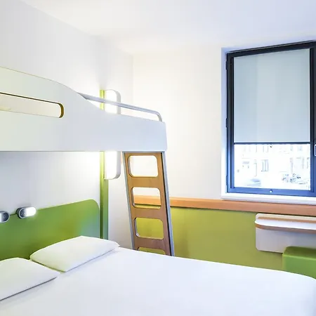 Ibis Budget Salzburg Airport - Self-check-in ホテル Himmelreich