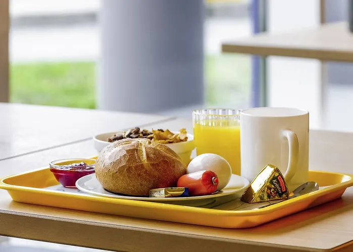 Ibis Budget Salzburg Airport - Self-check-in ホテル Himmelreich