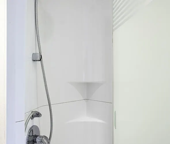 Hotel Ibis Budget Salzburg Airport - Self-check-in